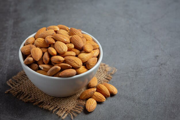 बदाम (Almonds) – सुपरफूड आणि मेंदूसाठी अमृत